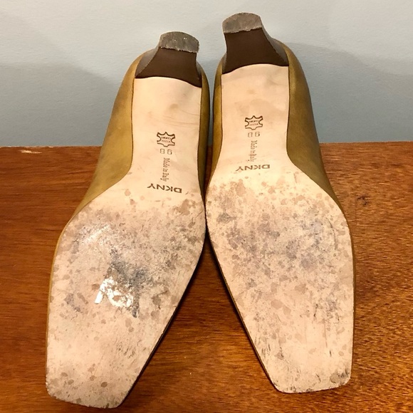 DKNY heels cognac color size 9B. - Picture 4 of 4